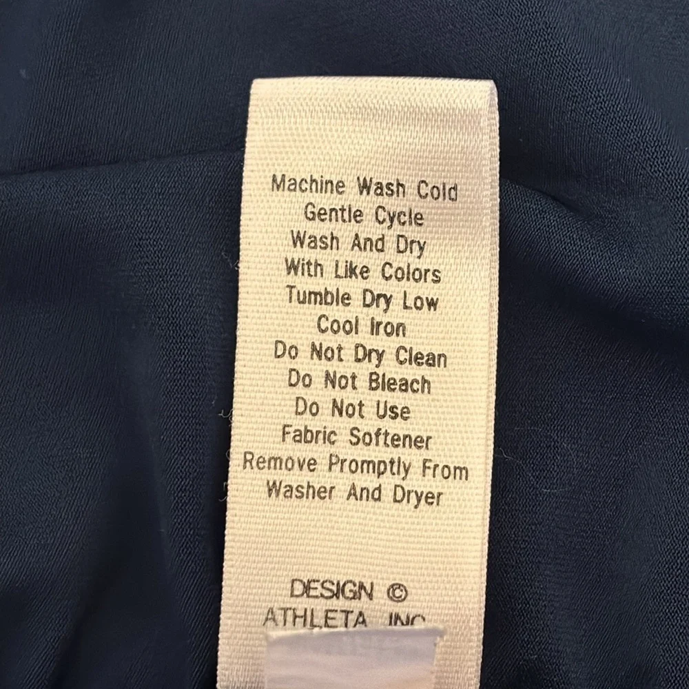 Athleta Deep Blue Long Sleeve Top
